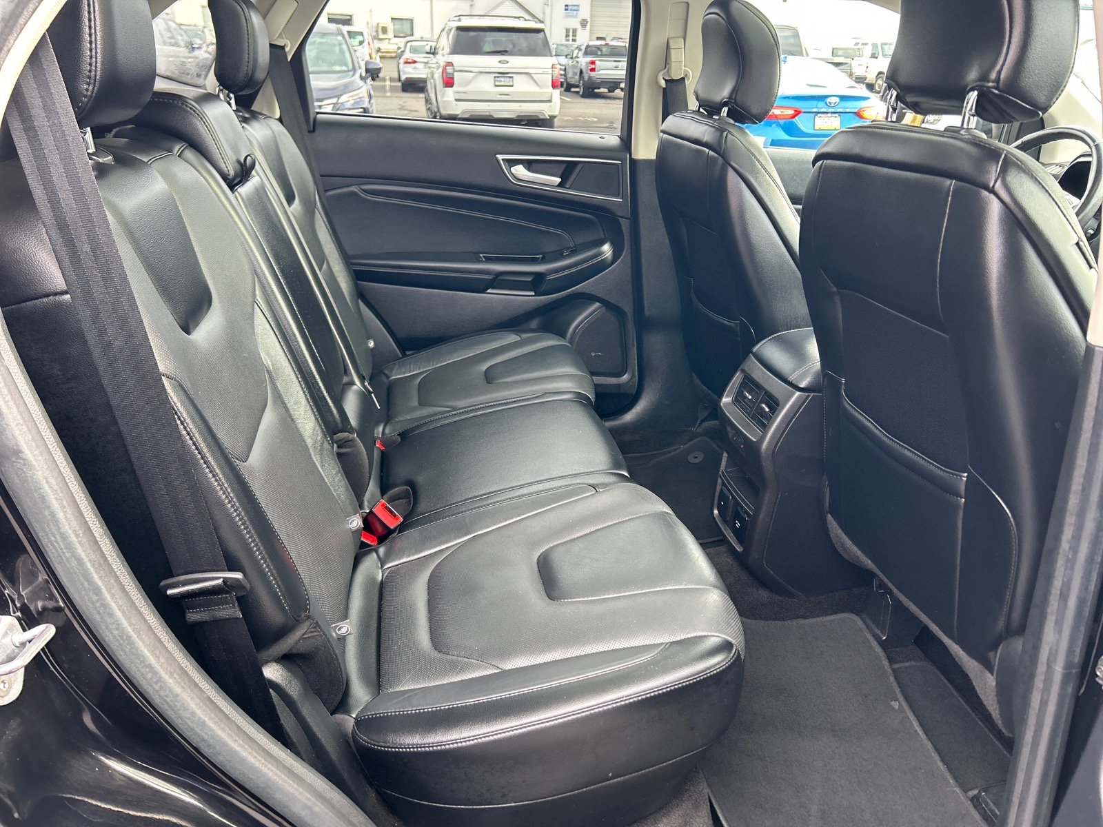 Certified 2018 Ford Edge Titanium w/ Equipment Group 301A image 19
