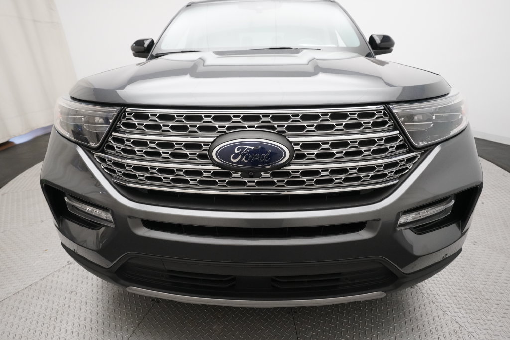 Certified 2021 Ford Explorer Limited w/ Equipment Group 301A AWD/4WD image 22