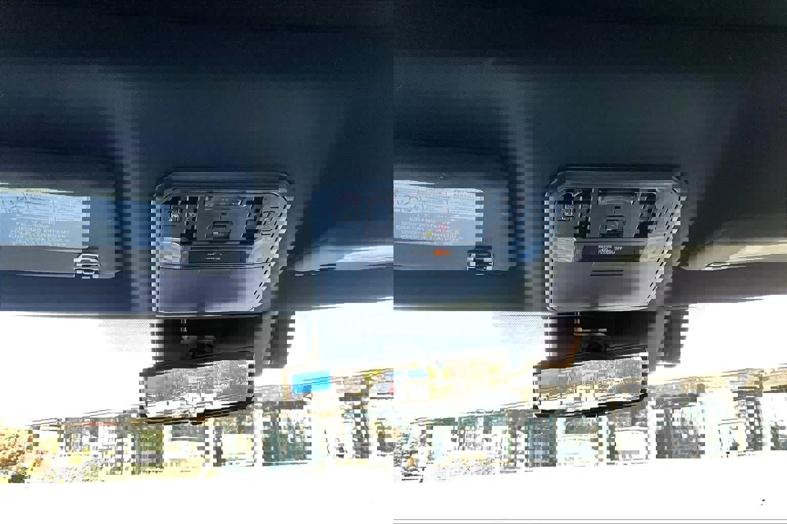 Used 2025 Toyota Tundra Platinum image 34