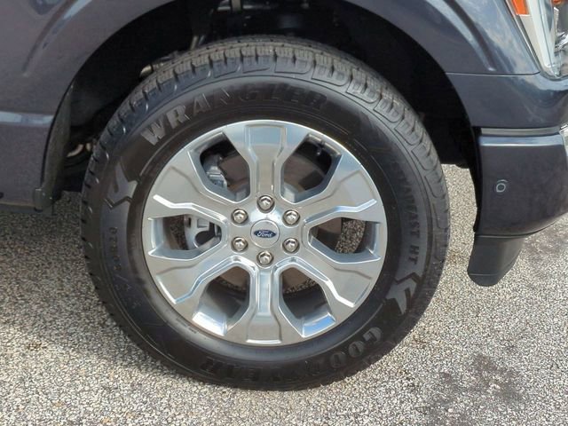 Certified 2022 Ford F150 Platinum w/ Equipment Group 701A High AWD/4WD image 11