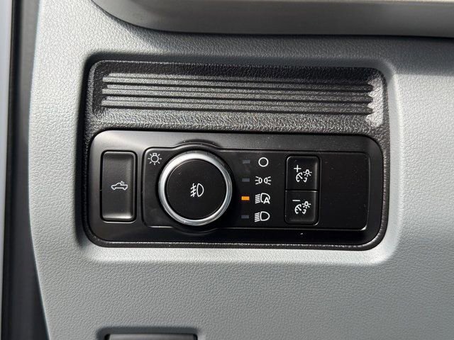 Certified 2025 Ford F250 XL w/ XL Chrome Package image 35