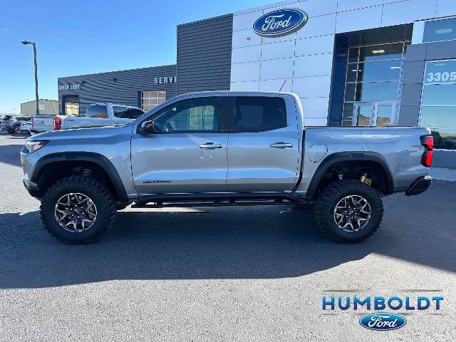 Used 2024 Chevrolet Colorado ZR2 w/ Technology Package AWD/4WD image 8