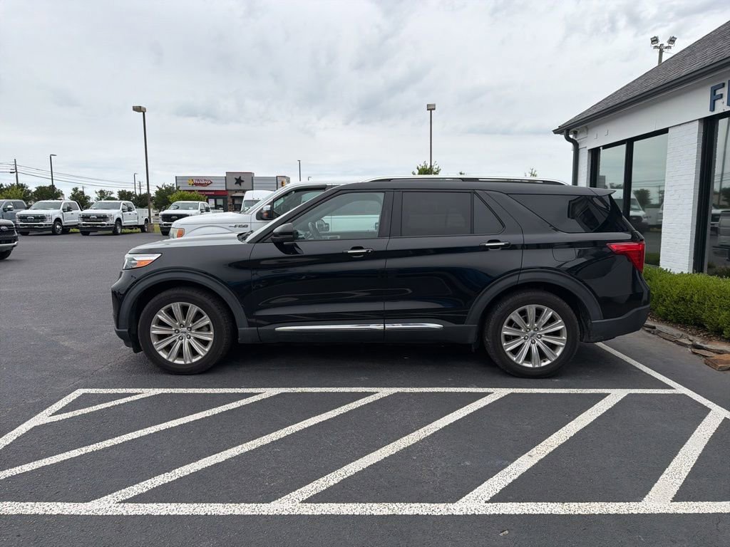 Certified 2020 Ford Explorer Limited w/ Class III Trailer Tow Package RWD image 2
