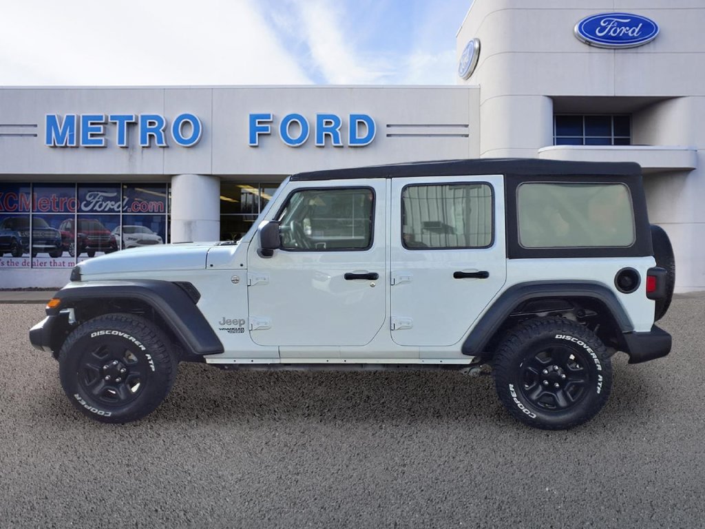 Used 2018 Jeep Wrangler Unlimited Sport AWD/4WD image 6