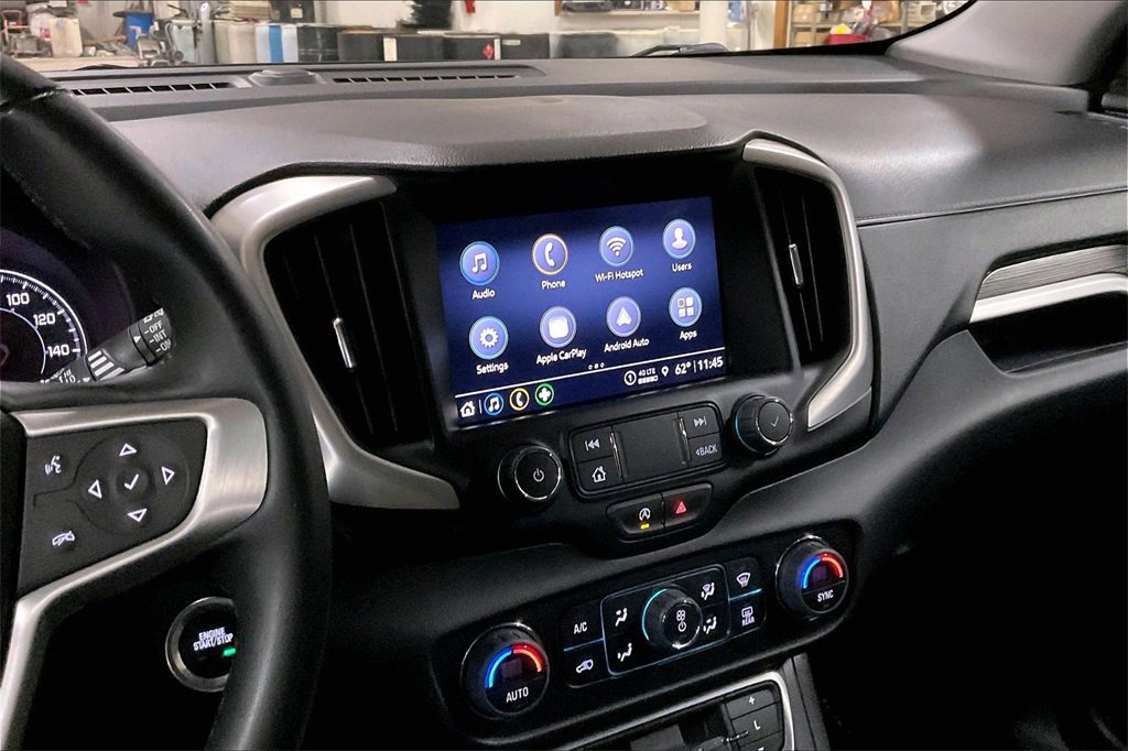 Used 2024 GMC Terrain SLT image 8