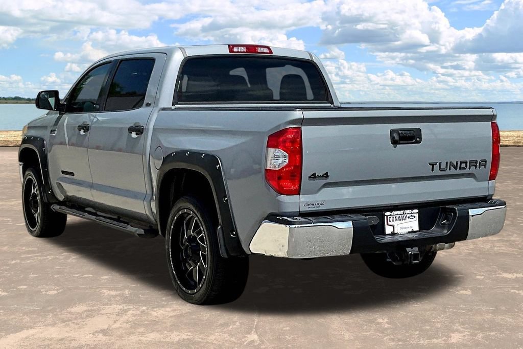 Used 2018 Toyota Tundra SR5 w/ SR5 Upgrade Package AWD/4WD image 5