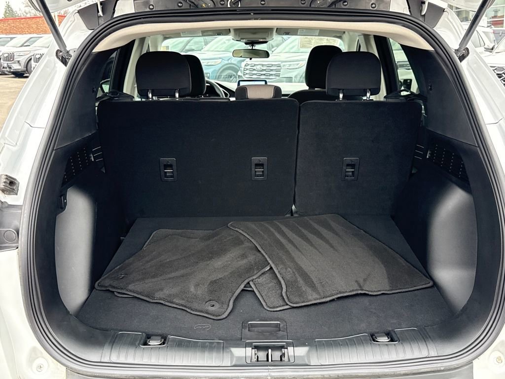 Certified 2021 Ford Escape SE image 8