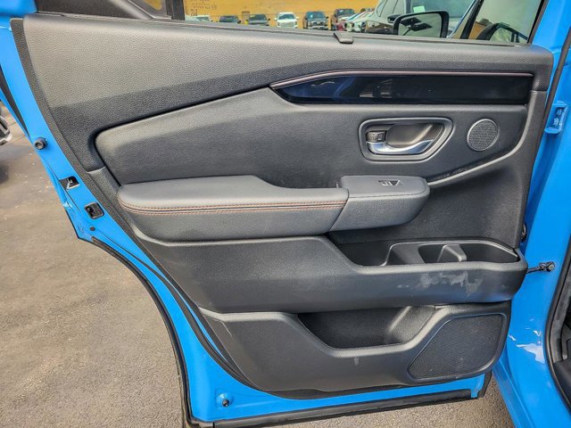 Used 2025 Honda Pilot TrailSport image 25