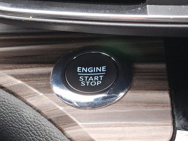 Certified 2023 Ford Explorer Limited w/ Limited Technology Package image 24