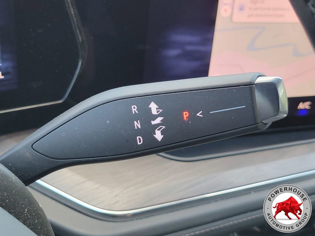 Used 2025 Chevrolet Suburban LS image 33