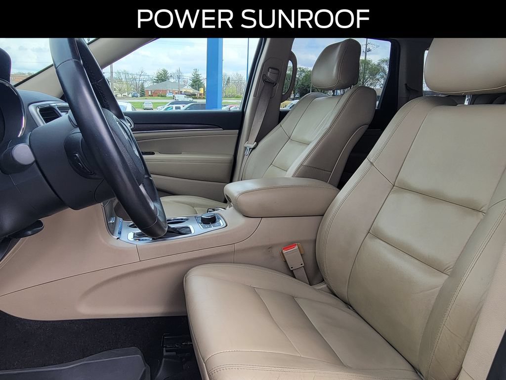 Used 2018 Jeep Grand Cherokee Limited AWD/4WD image 16