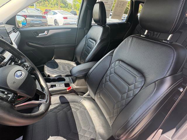 Certified 2024 Ford Escape Platinum w/ Premium Technology Package AWD/4WD image 12