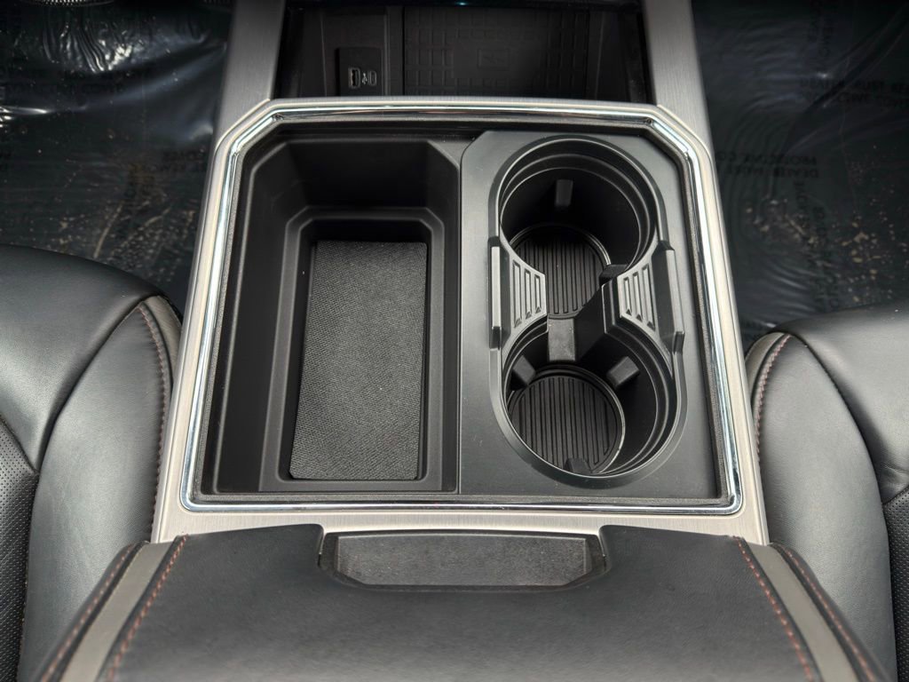 Certified 2021 Ford F450 Platinum w/ FX4 Off-Road Package image 18