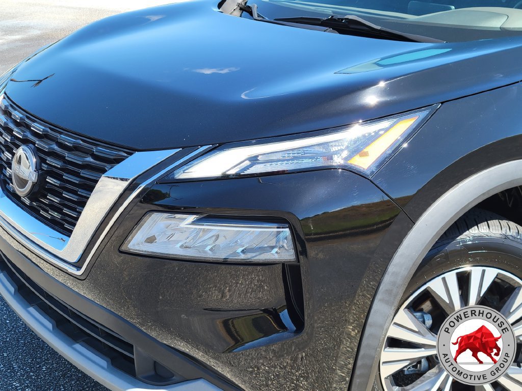 Used 2023 Nissan Rogue SV FWD image 11