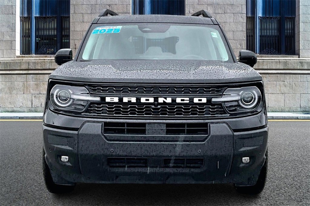 Certified 2025 Ford Bronco Sport Outer Banks w/ Outer Banks Tech Package+ image 3