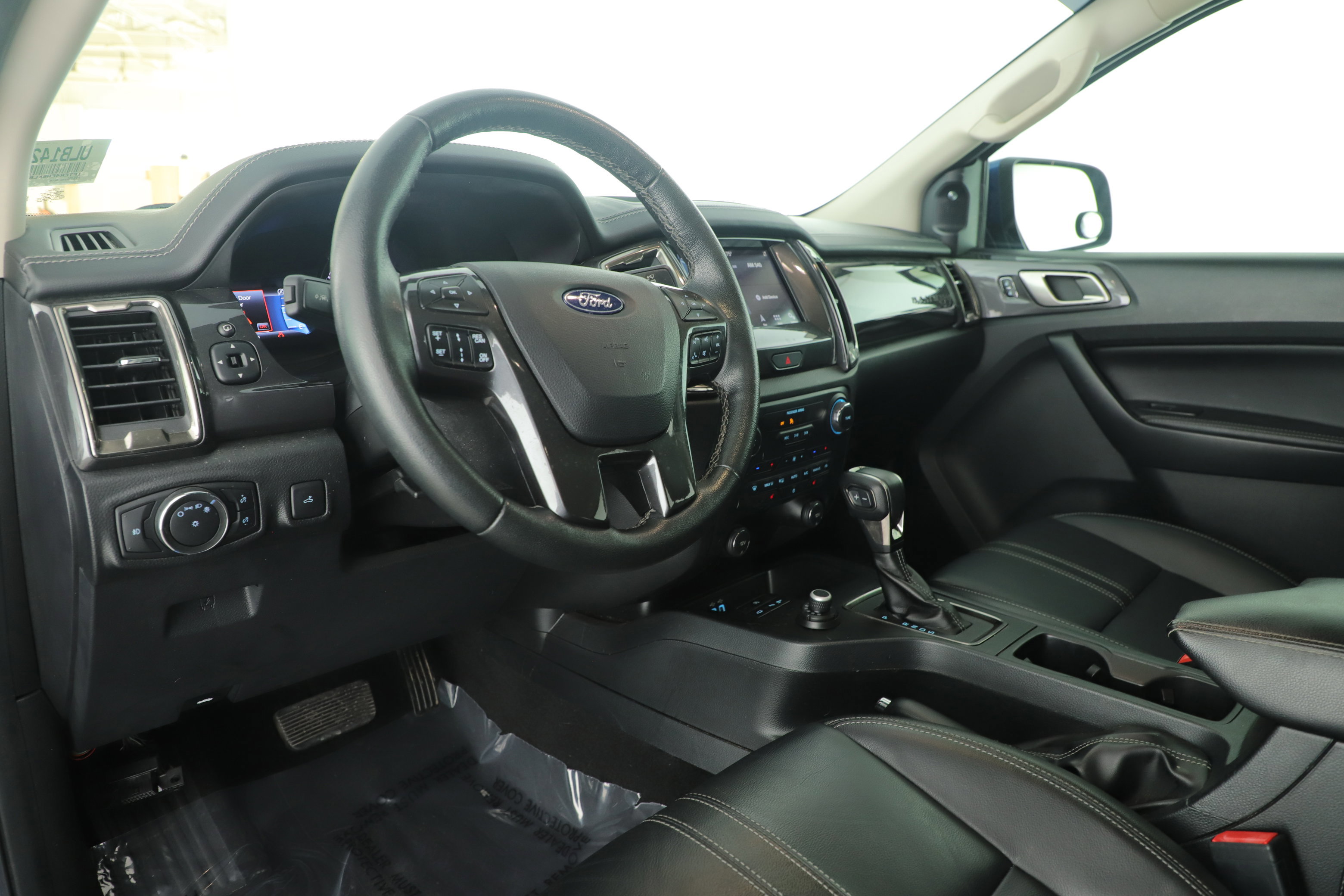 Certified 2019 Ford Ranger Lariat w/ Equipment Group 501A Mid image 6