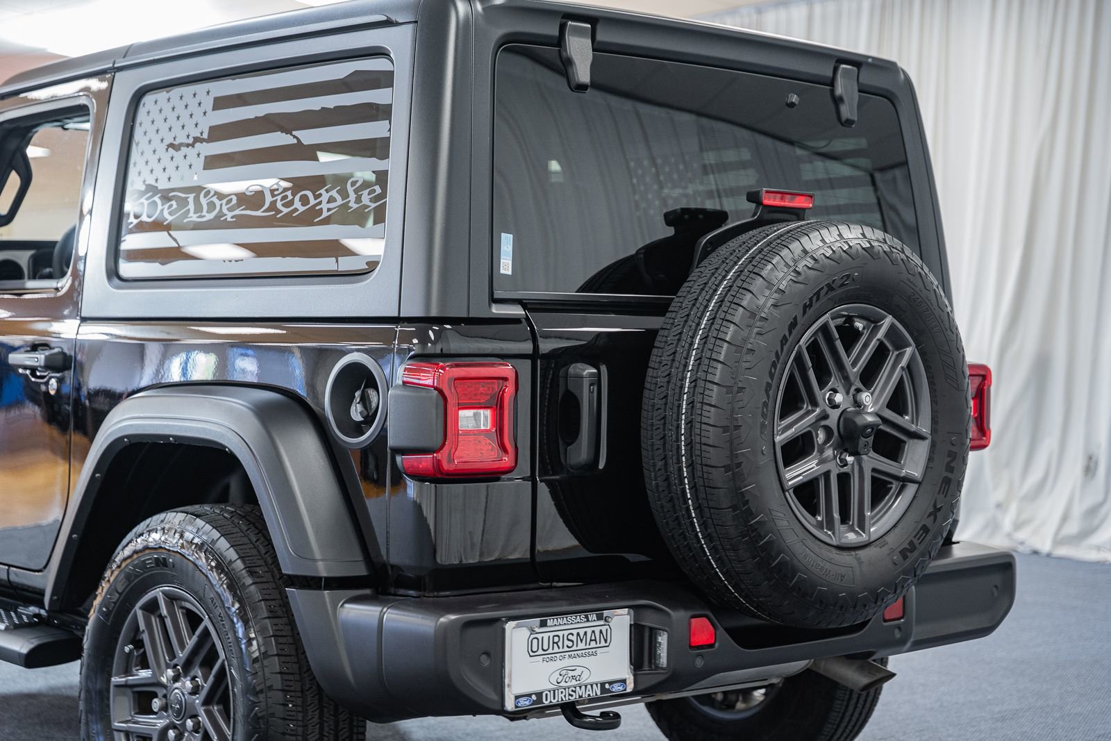 Used 2024 Jeep Wrangler Sport AWD/4WD image 6