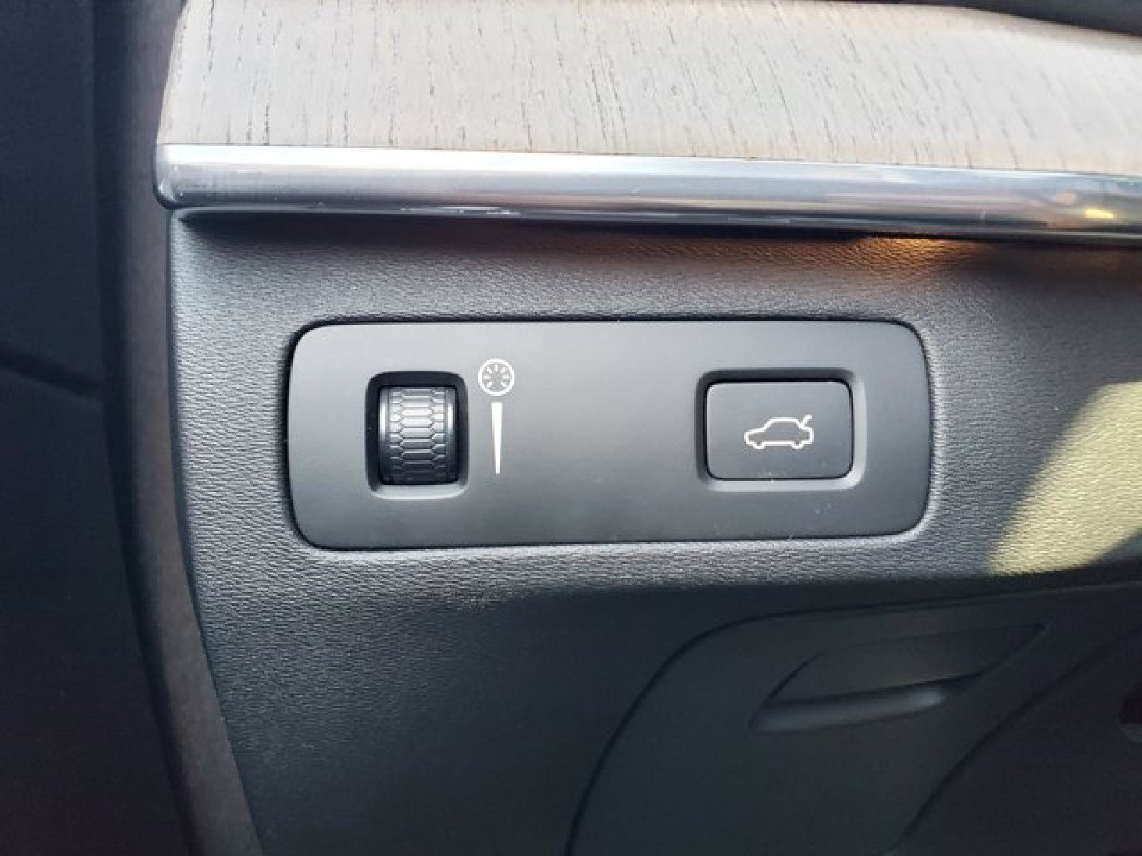 Used 2020 Volvo XC90 T6 Inscription image 17