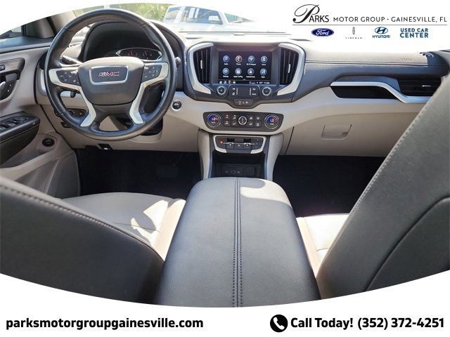 Used 2023 GMC Terrain SLT image 13