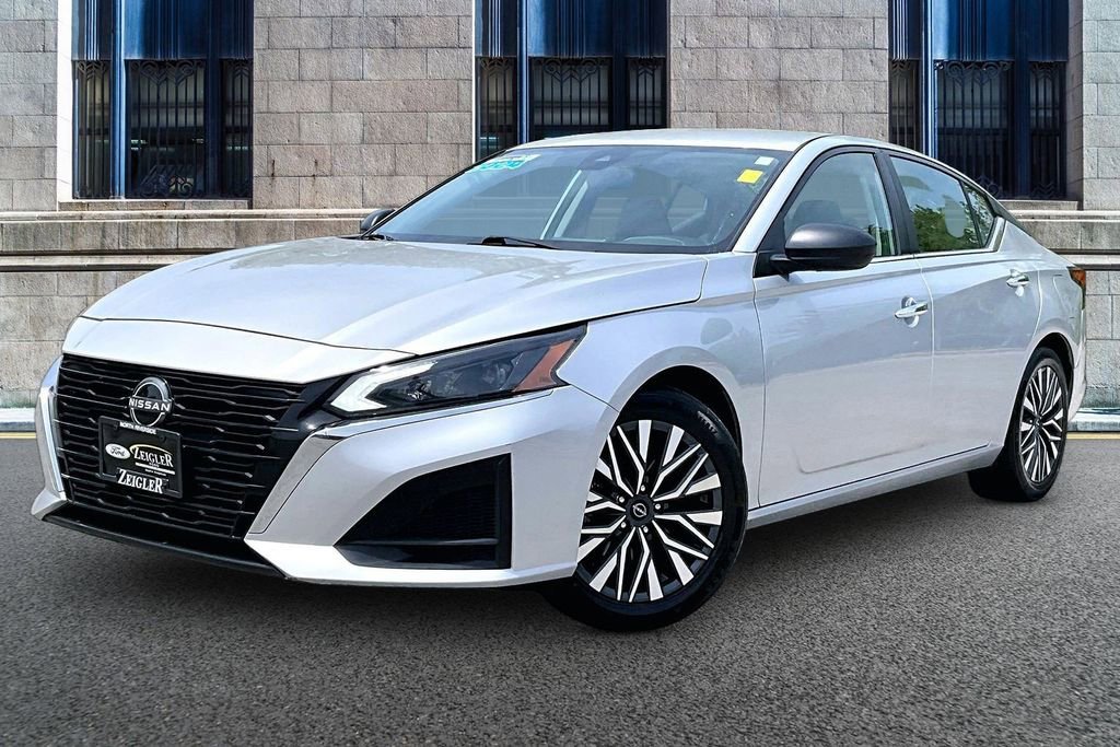Used 2024 Nissan Altima 2.5 SV FWD video 2
