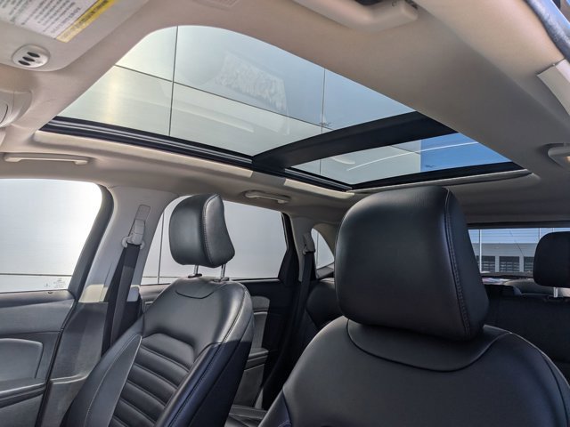Certified 2022 Ford Edge SEL w/ Convenience Package AWD/4WD image 17