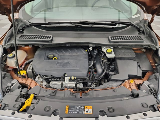 Certified 2017 Ford Escape Titanium FWD image 17