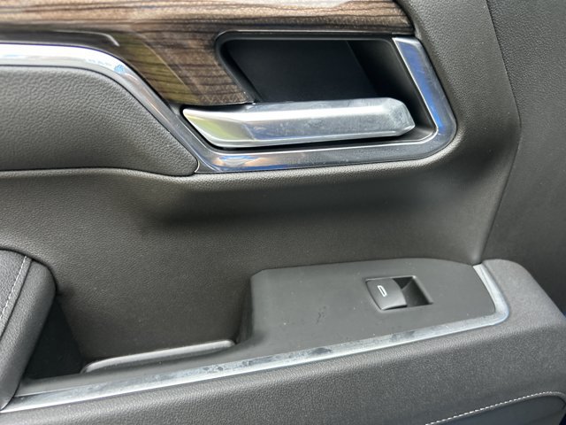Used 2025 Chevrolet Silverado 1500 RST AWD/4WD image 16