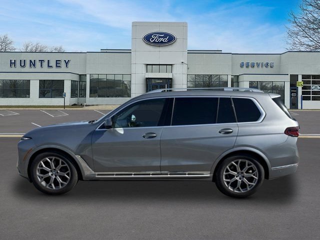 Used 2024 BMW X7 xDrive40i AWD/4WD image 6