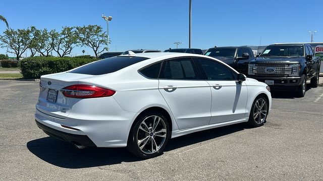 Certified 2019 Ford Fusion SE FWD image 3