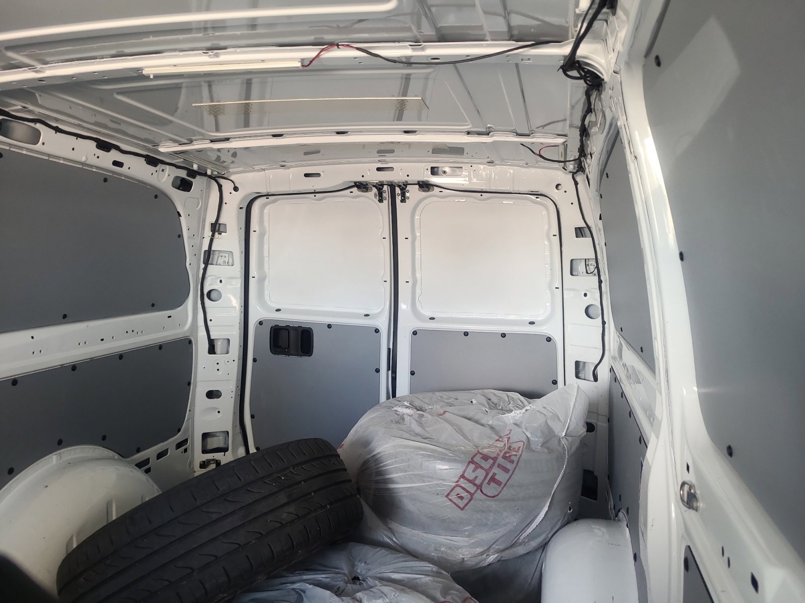 Used 2023 Mercedes-Benz Metris image 18