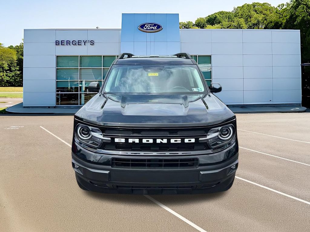 Certified 2022 Ford Bronco Sport Outer Banks w/ Tech Package AWD/4WD image 2