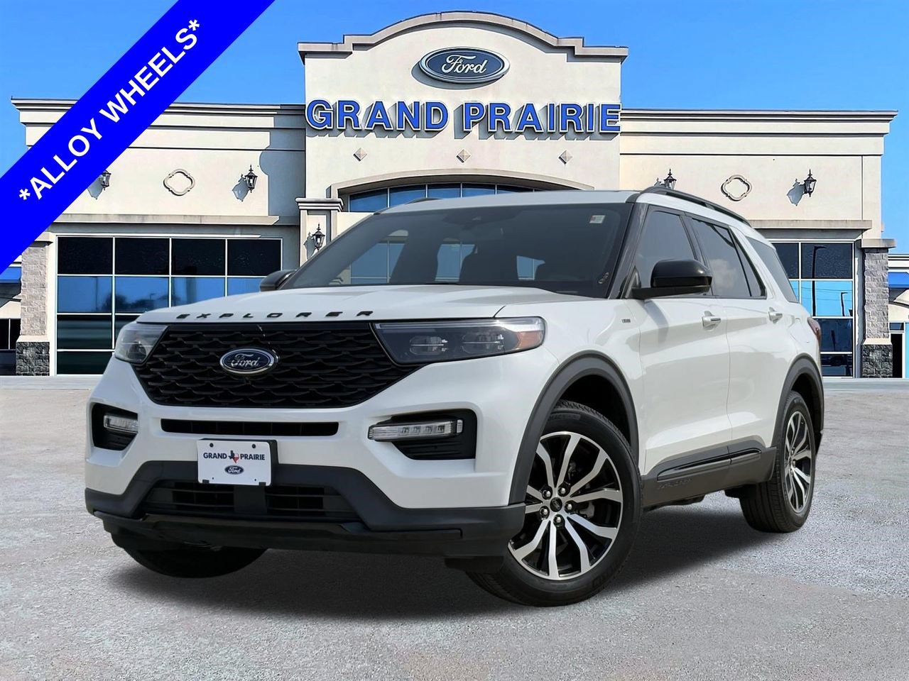 Certified 2023 Ford Explorer ST-Line w/ Class IV Trailer Tow Package
