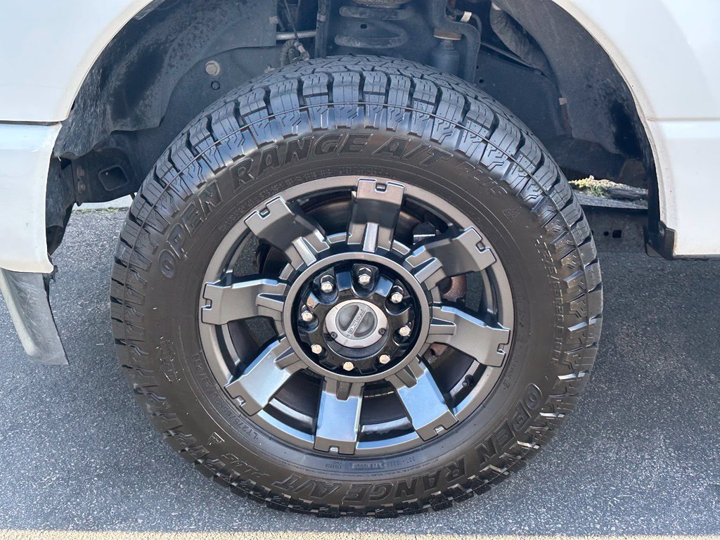 Certified 2023 Ford F350 Lariat w/ Sport Appearance Package AWD/4WD image 16