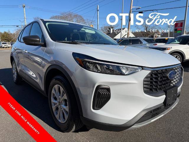 Certified 2025 Ford Escape Active w/ Active Premium Tech Pack image 1