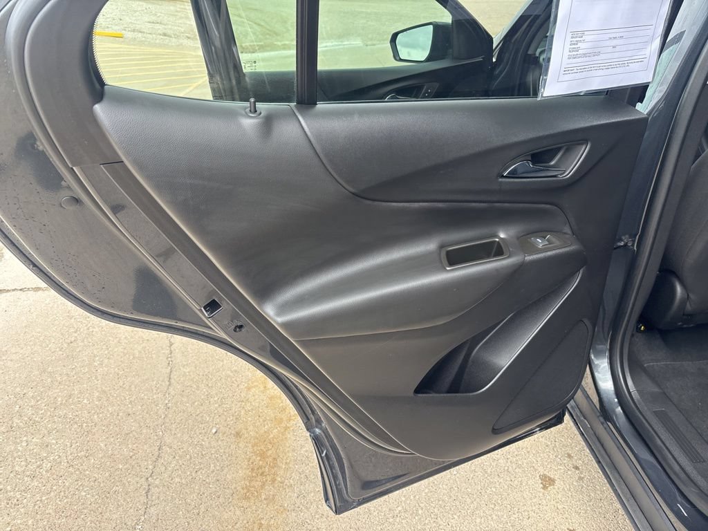 Used 2023 Chevrolet Equinox LT AWD/4WD image 24