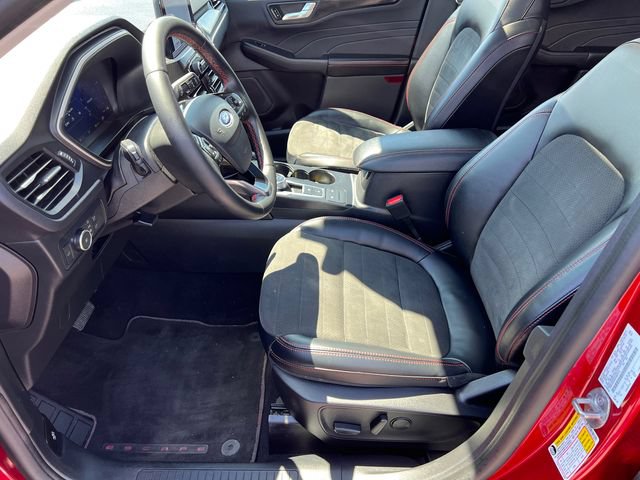 Certified 2022 Ford Escape SEL w/ SEL Stealth AWD Package image 24