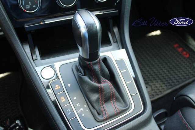 Used 2021 Volkswagen GTI SE FWD image 18