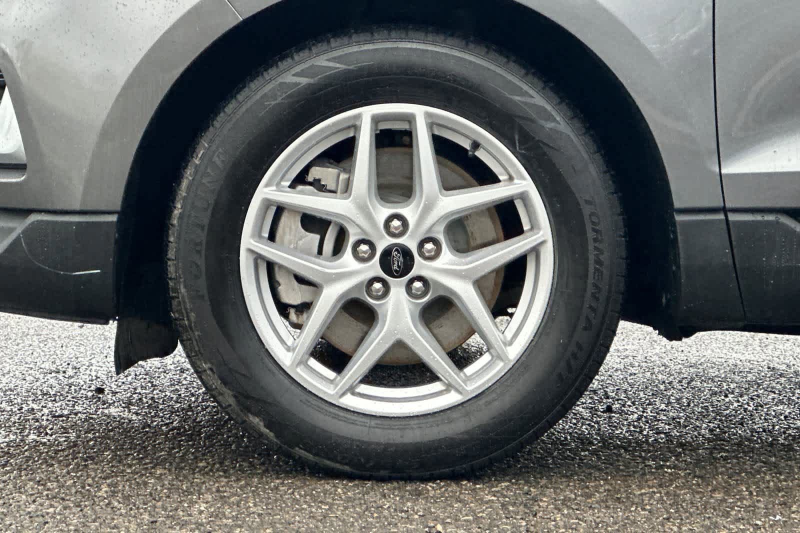 Certified 2024 Ford Edge SEL image 27