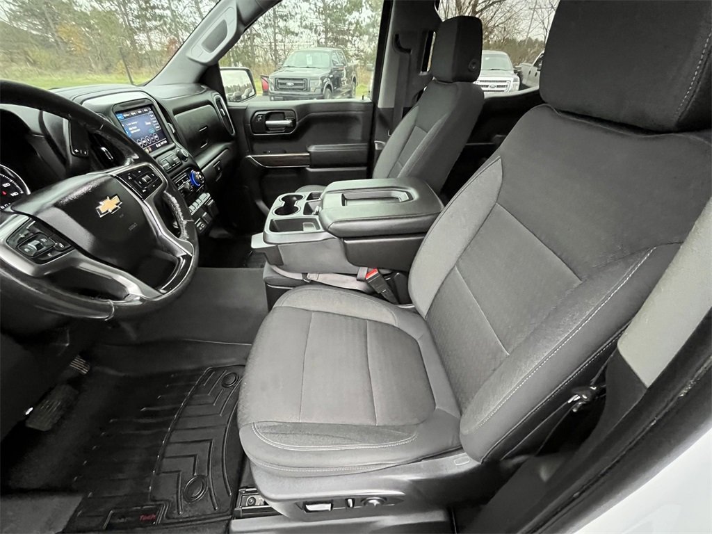 Used 2020 Chevrolet Silverado 1500 LT w/ All-Star Edition image 12