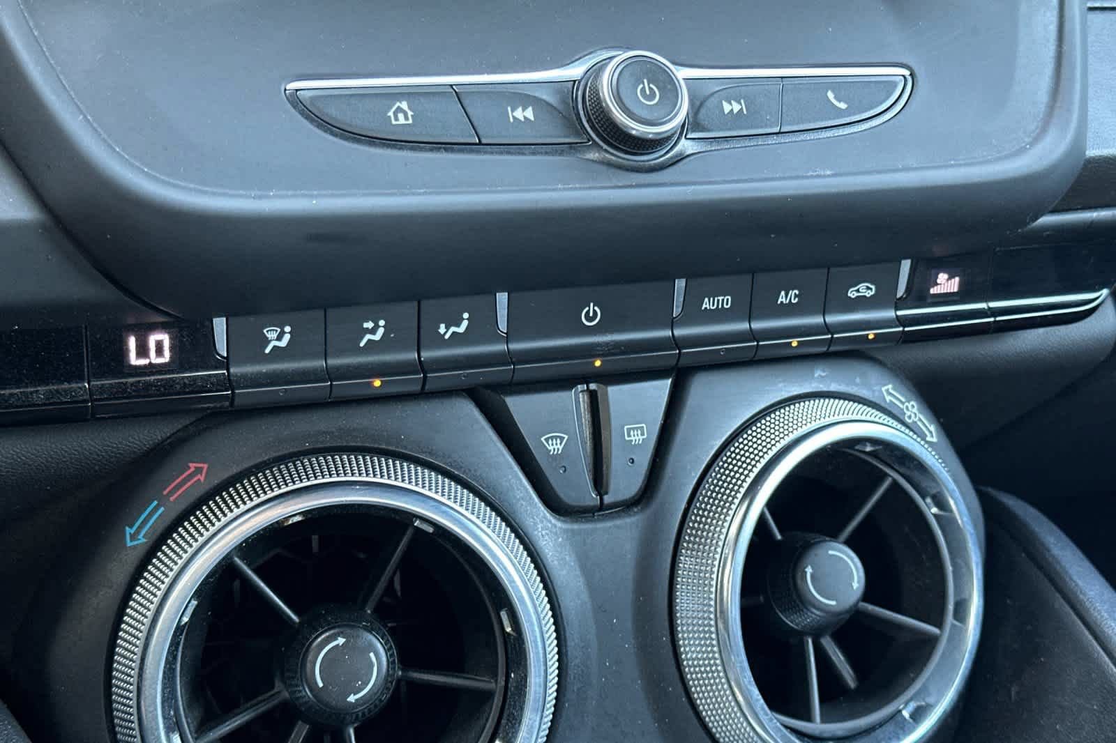Used 2019 Chevrolet Camaro LT RWD image 20
