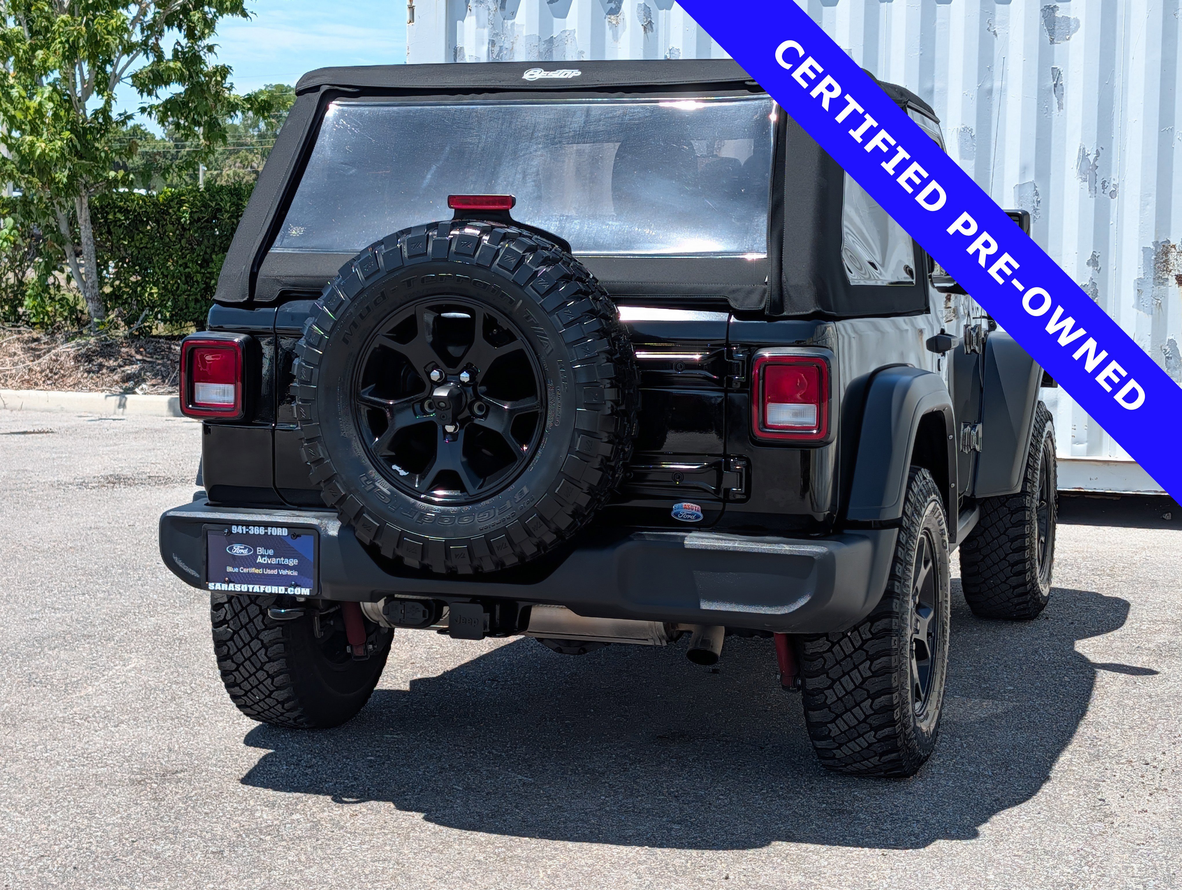 Used 2022 Jeep Wrangler Sport AWD/4WD image 4