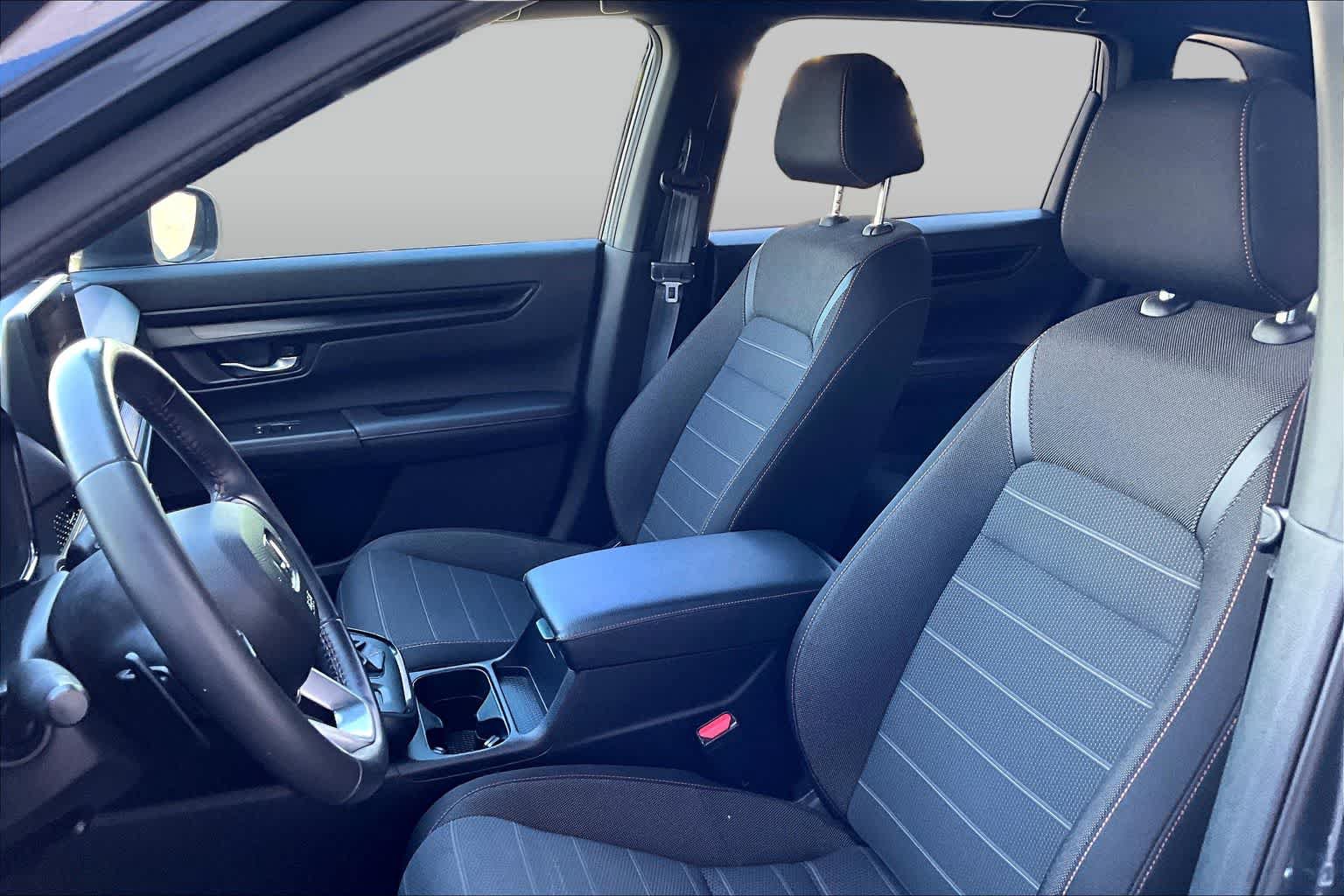 Used 2024 Honda CR-V Sport image 8