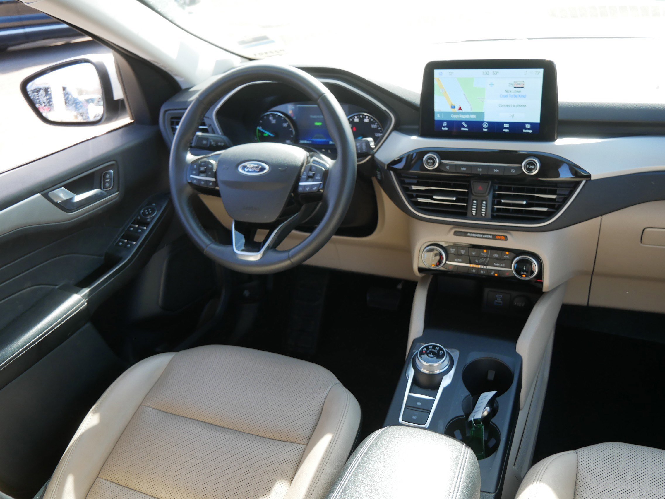 Certified 2022 Ford Escape SEL image 9