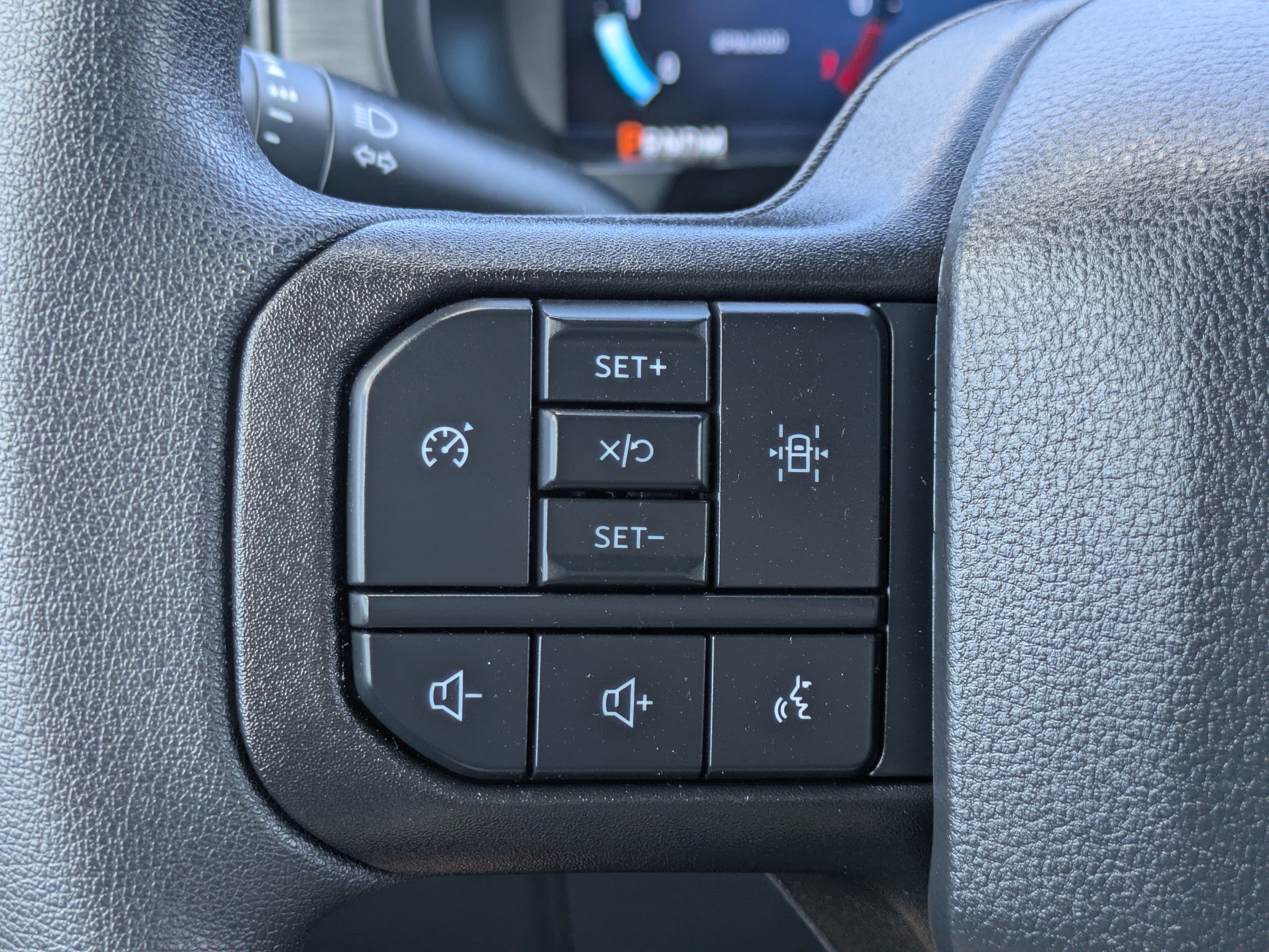 Certified 2025 Ford F150 STX w/ Equipment Group 200A AWD/4WD image 19