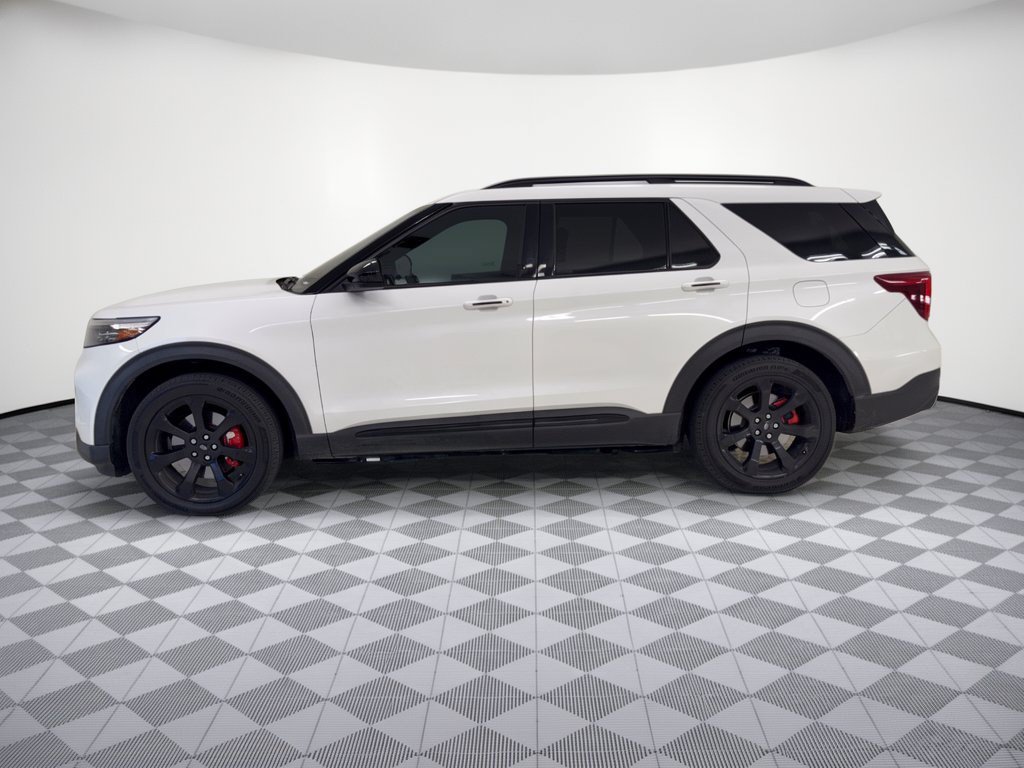Certified 2022 Ford Explorer ST w/ ST Street Pack RWD image 2