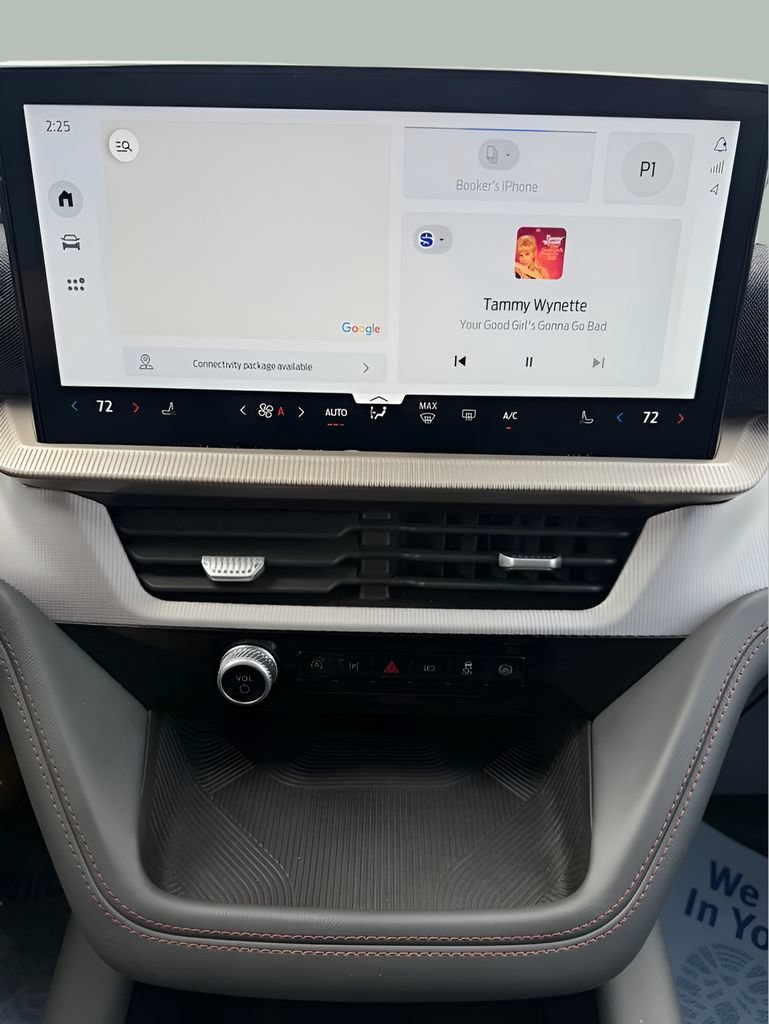 Certified 2025 Ford Explorer Active AWD/4WD image 25