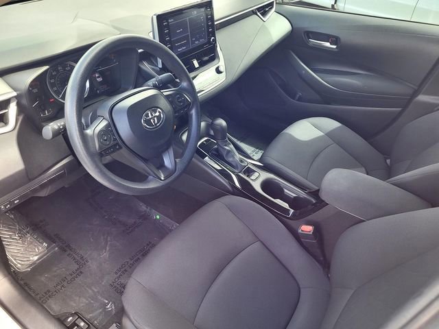 Used 2021 Toyota Corolla LE image 11