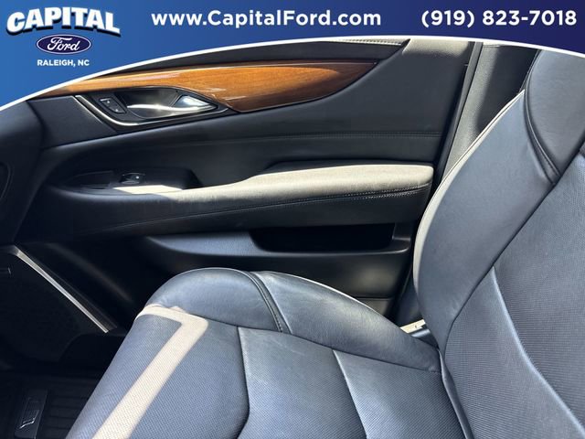 Used 2020 Cadillac Escalade Premium Luxury AWD/4WD image 29