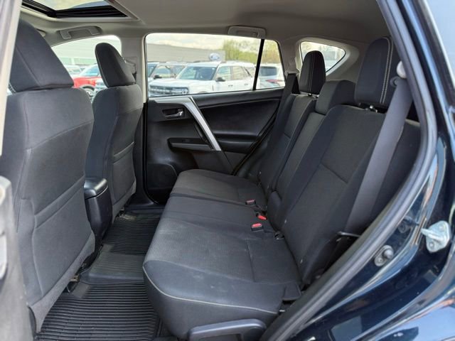 Used 2017 Toyota RAV4 XLE AWD/4WD image 26
