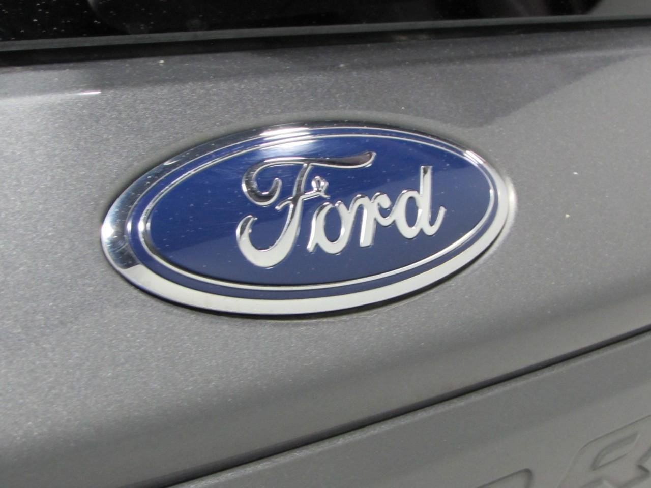 Certified 2021 Ford Explorer XLT w/ Equipment Group 202A AWD/4WD image 35